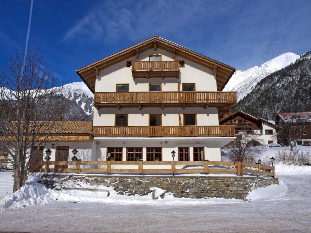 Holiday Home Near St Anton Am Arlberg With Sauna Exteriér fotografie